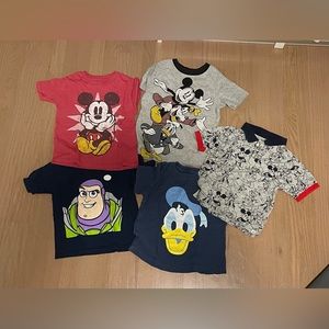 Bundle of 4 t-shirts and 1 polo Disney